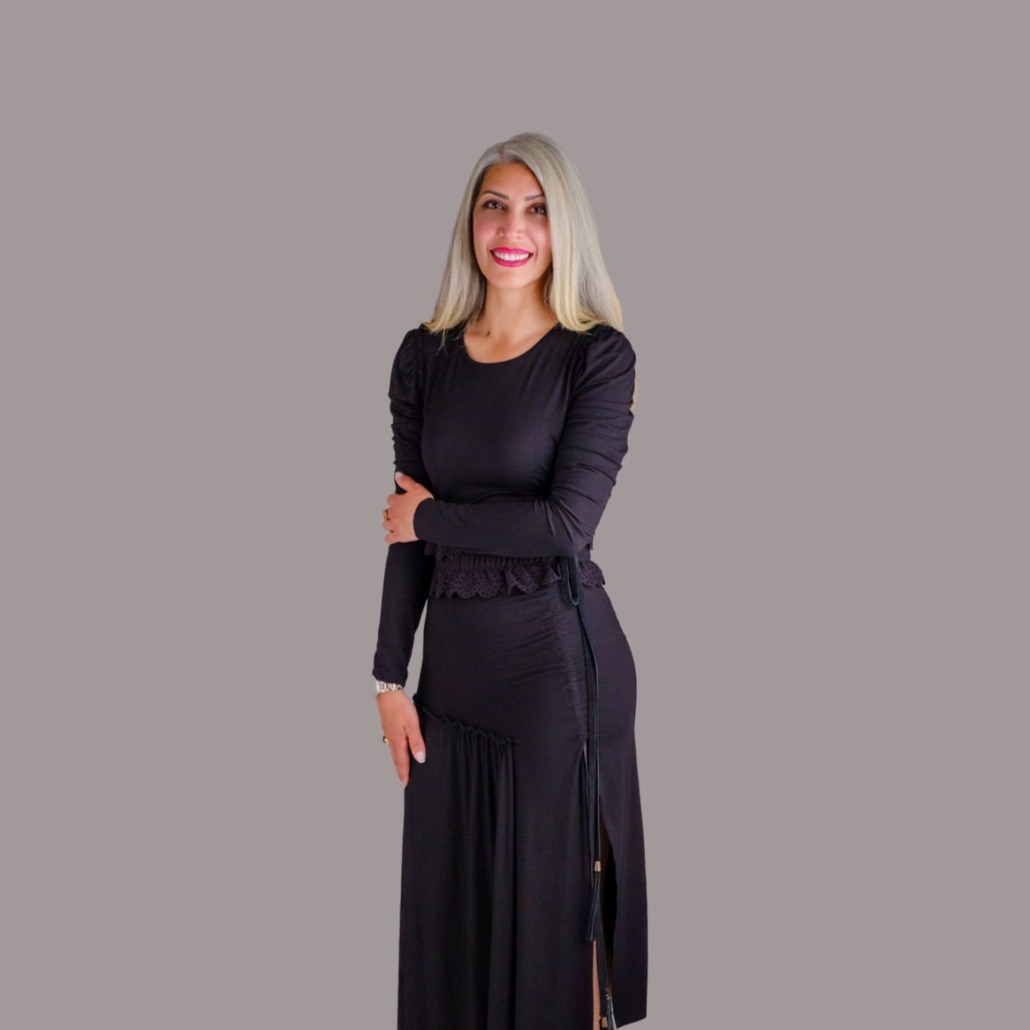 ACERCA NADIA EL HOUKI ATELIER JJS BY NEL ELEGANCIA LUJO GLAMOUR MODA